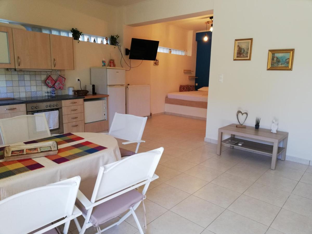 Althea Holiday Studio Agia Marina  Екстер'єр фото